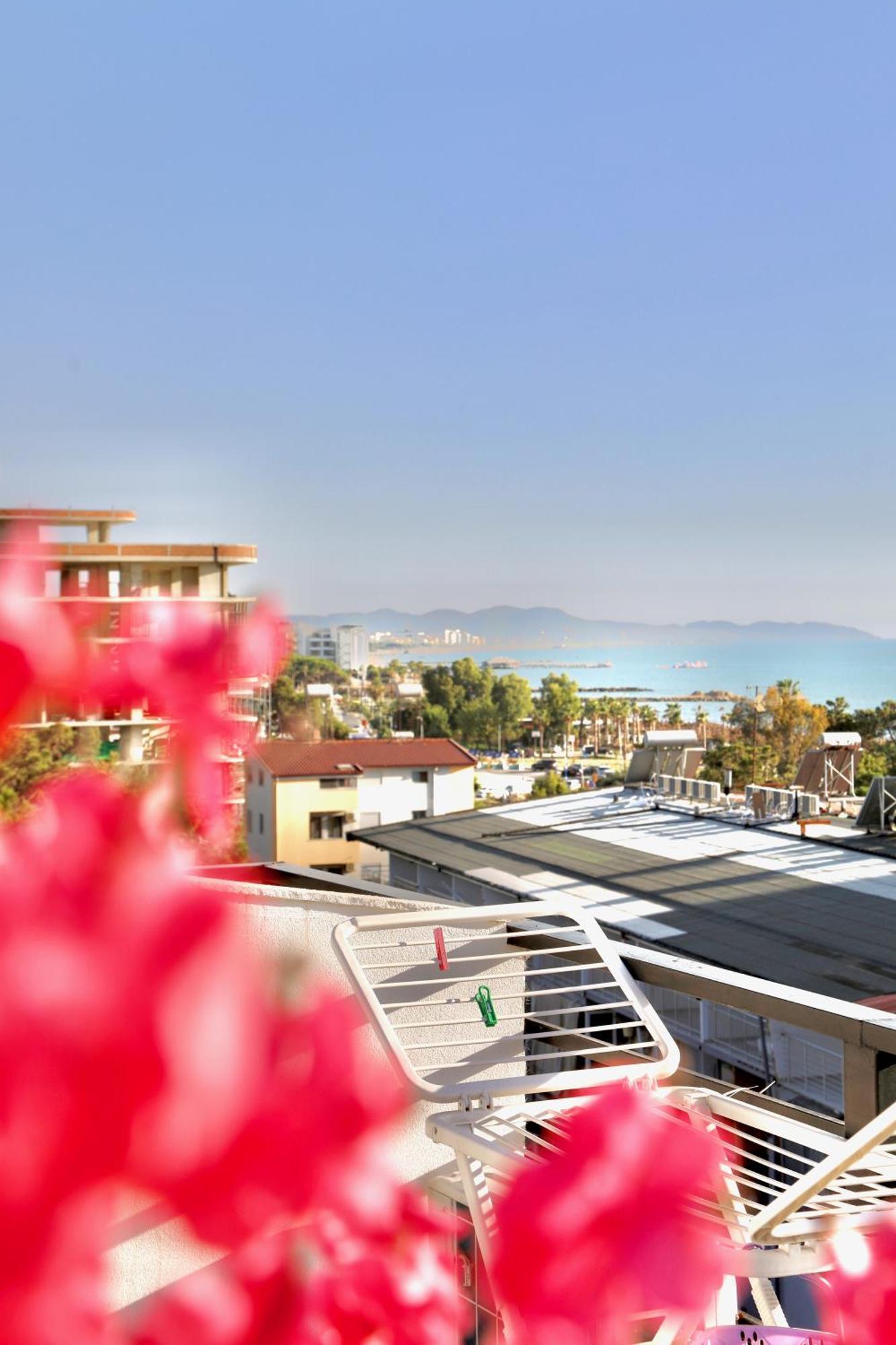 Sea View Apartments Голем Экстерьер фото